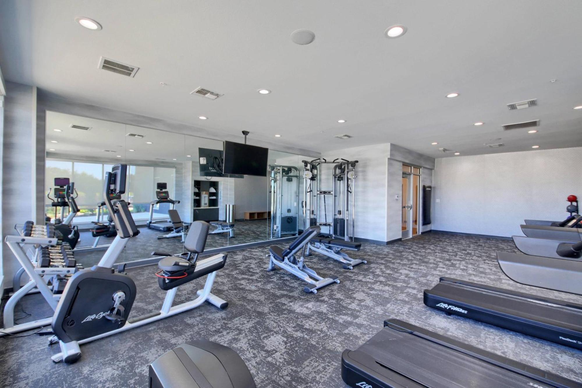 Fairfield Inn & Suites By Marriott Dallas Сидар-Хилл Экстерьер фото