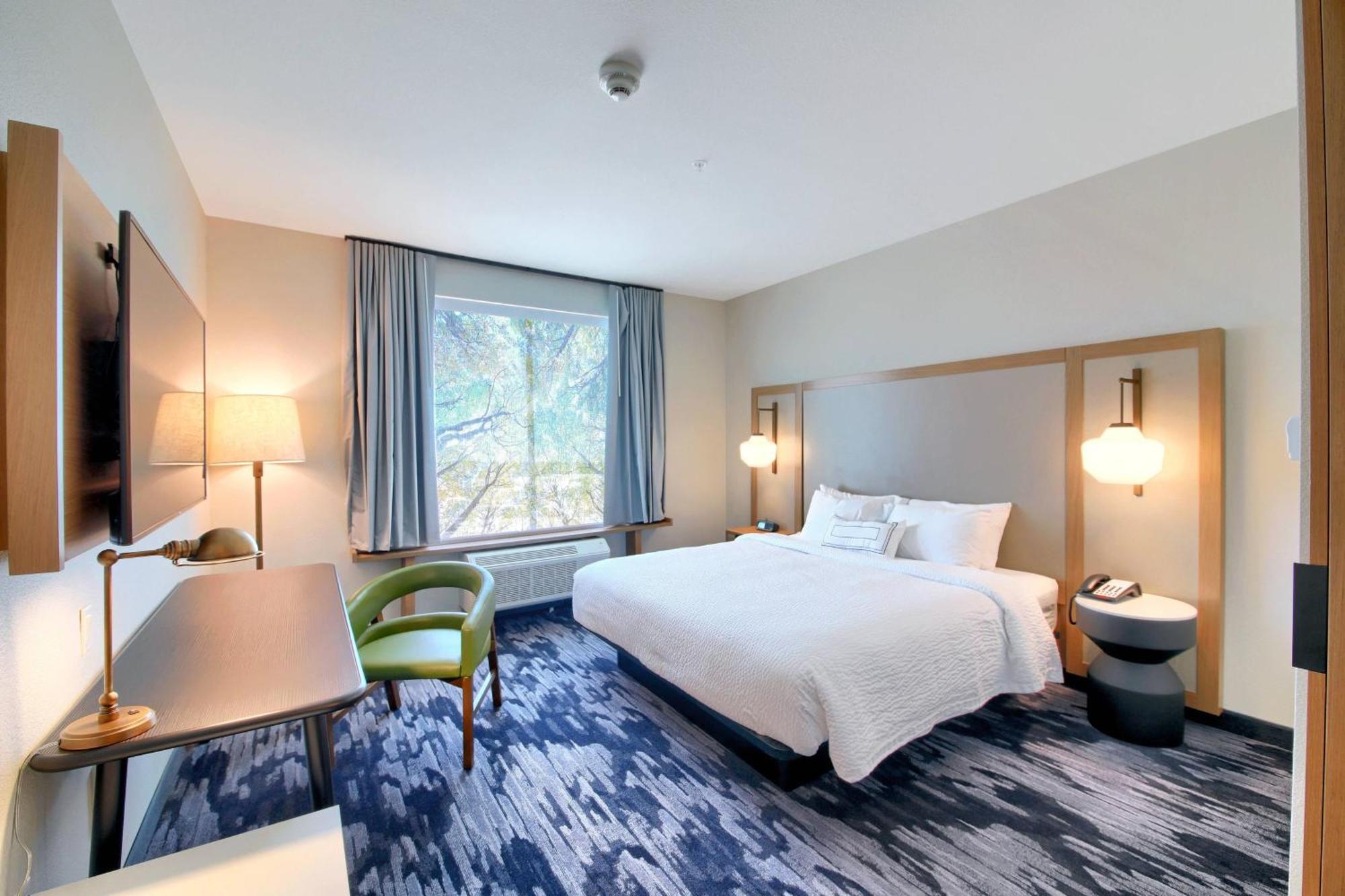 Fairfield Inn & Suites By Marriott Dallas Сидар-Хилл Экстерьер фото